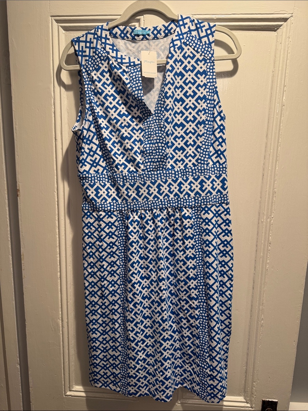 J. McLaughlin Sleeveless Blue & White Printed V-Neck Dress